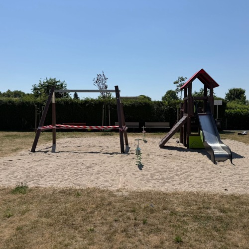 Vogelnest-Schaukel für den Spielplatz